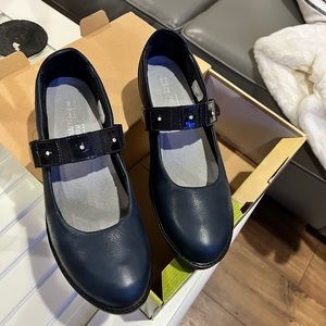 Brand New! NAOT Honesty Leather Shoes - Size 40